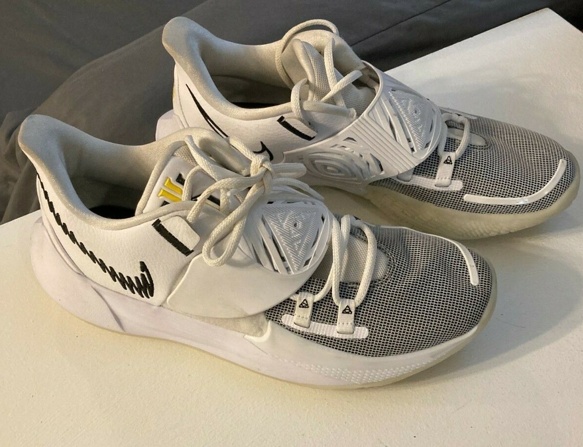 Nike Air Kyrie 3 Low Eclipse Men s Size 